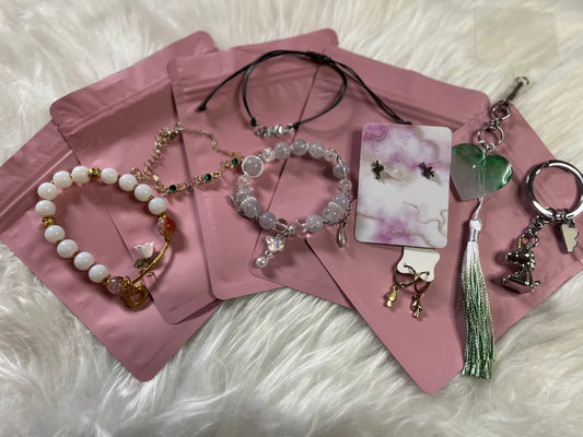 1 Scoop Mystery Sieraden Bag – Zilver, Goud of Mix | Jessentials