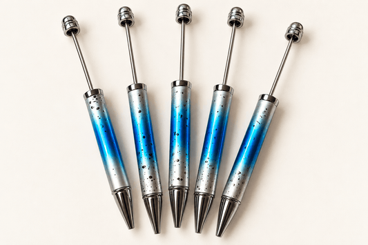 Blauwe beadable pen van Jessentials met zilver en spikkels